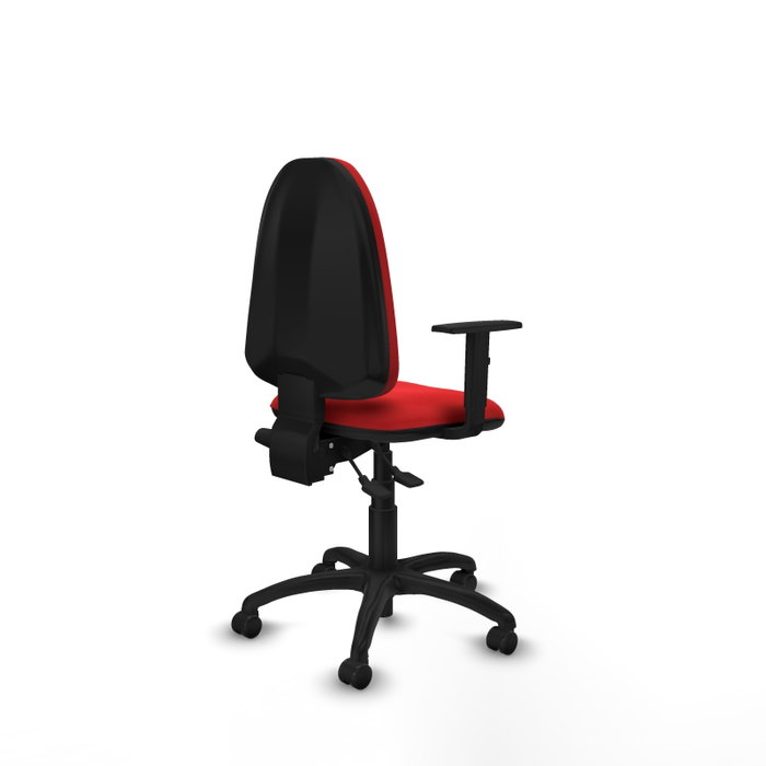 Silla de oficina Aýna con mecanismo Asincro tapizada con Similpiel color Rojo. Equipada con Base poliamida negra, Brazos 1D y Ruedas de parqué