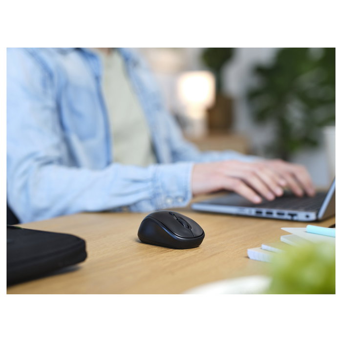 Trust Bologna Funda Maletín para Portátil 16 Pulgadas Negro - Con Material Reciclado PET