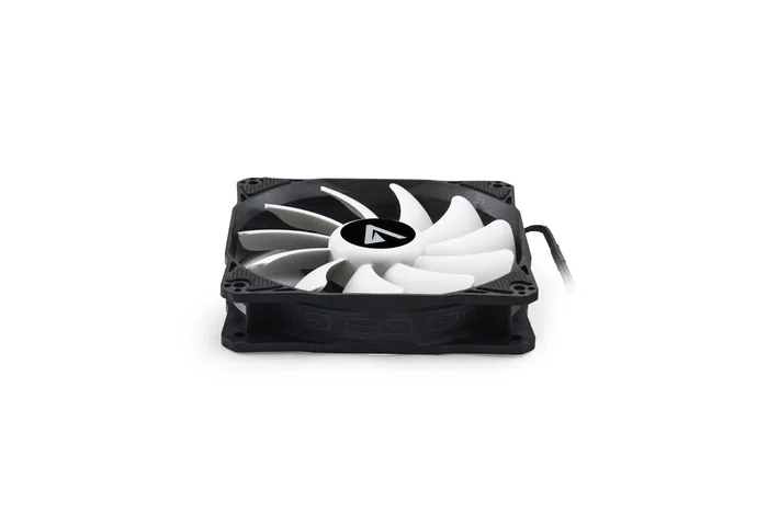 Abysm Gaming Breeze 120mm con velocidad máxima de 1400rpm Abysm Gaming Breeze 120mm con velocidad máxima de 1400rpm