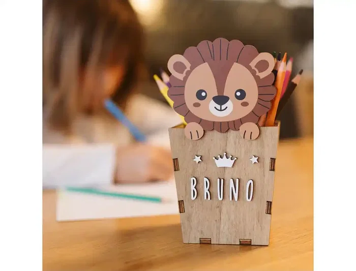 Wondee Cubilete Portalápices Personalizable de Madera para Escritorio Infantil con Kit de Letras y Símbolos, 10 x 19 cm