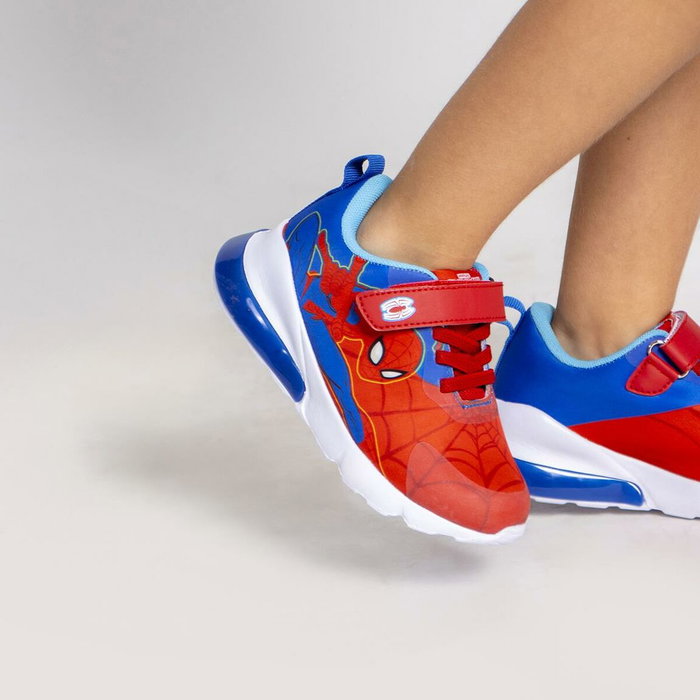 Cerdá Zapatillas Deportivas Spiderman con Luces Talla 31 Cerdá Zapatillas Deportivas Spiderman con Luces Talla 31