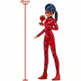 Bandai Miraculous Ladybug Muñeca fashion de 26 cm con teléfono y disfraz efecto vinilo