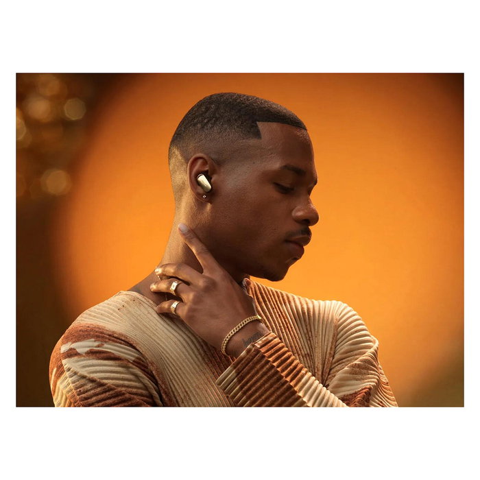 Bose QuietComfort Ultra Earbuds 2nd Gen Auriculares Inalámbricos Intraurales IPX4 con Cancelación de Ruido, Color Negro y Desert Gold