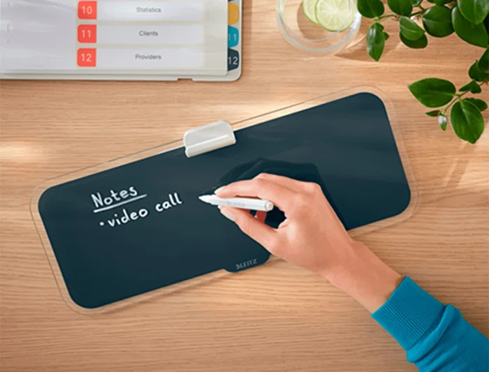 Leitz Pizarra de Cristal Cosy Sobremesa Blanca 150x60x380 mm con Rotulador y Borrador Leitz Pizarra de Cristal Cosy Sobremesa Blanca 150x60x380 mm con Rotulador y Borrador