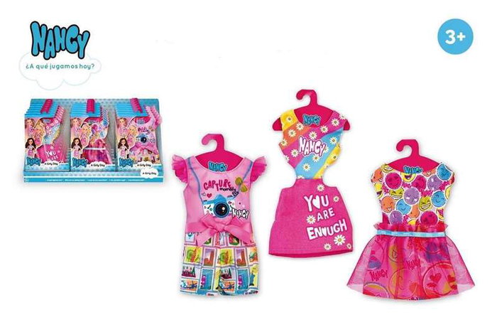 Famosa Ropa Nancy A Girly Day - Modelos Surtidos, 3 Vestidos, Plástico, 36 Meses, Español