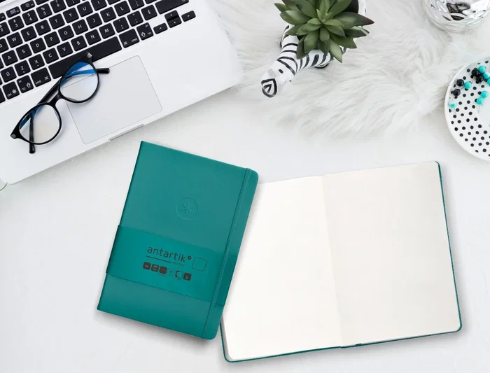 Antartik Cuaderno Tapa Dura A5 Hojas Lisas Verde Aguamarina 100 Hojas 80 gr FSC