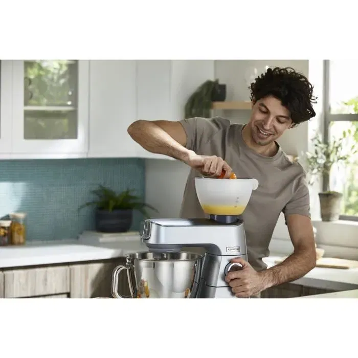 Kenwood Exprimidor de Cítricos AT312B, 600 ml, Colador de Acero Inoxidable, Recipiente Graduado Translúcido Kenwood Exprimidor de Cítricos AT312B, 600 ml, Colador de Acero Inoxidable, Recipiente Graduado Translúcido