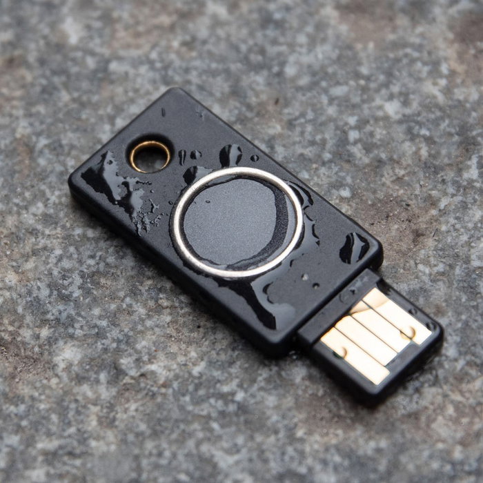 Yubico YubiKey Bio FIDO Edition USB A Negro