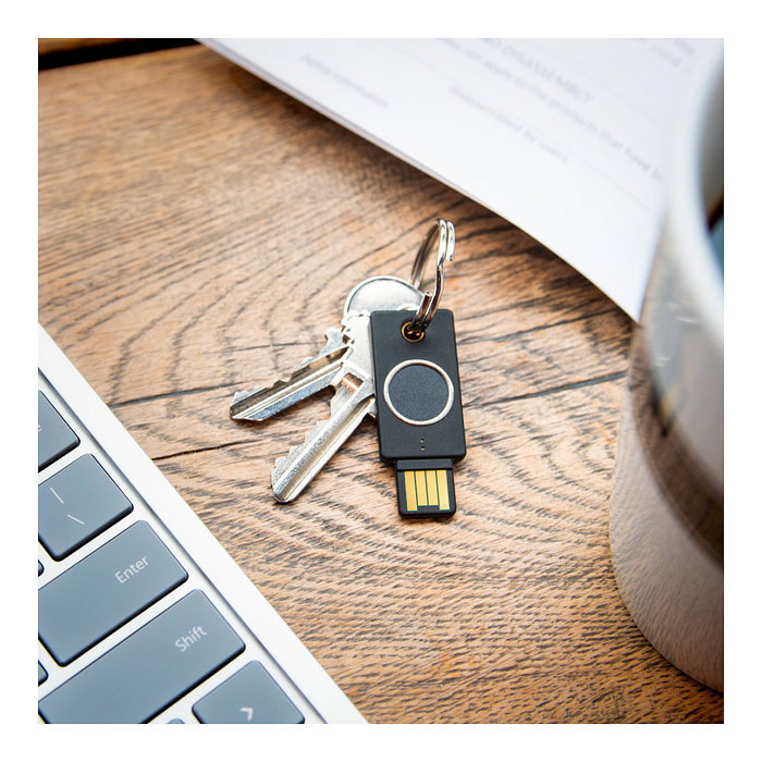 Yubico YubiKey Bio FIDO Edition USB A Negro