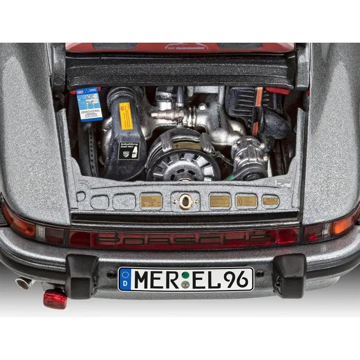 Revell Set de Modelismo Porsche 911 3.2 Coupé Coche a Escala 1:24 con Pegamento, Pinturas y Accesorios