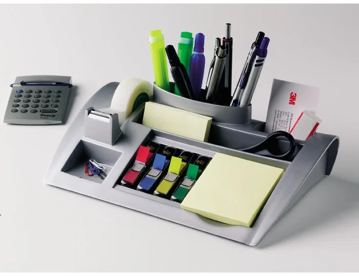 3M Organizador de sobremesa con bloc de notas, cinta Scotch y 4 dispensadores de banderitas, Plata 3M Organizador de sobremesa con bloc de notas, cinta Scotch y 4 dispensadores de banderitas, Plata