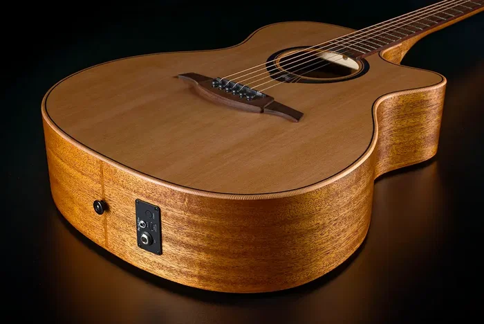 LAG Guitarra Acústica Hyvibe H2 Auditorium Electroacústica Cutaway Tapa Maciza Cedro LAG Guitarra Acústica Hyvibe H2 Auditorium Electroacústica Cutaway Tapa Maciza Cedro