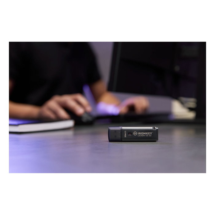 Kingston IronKey Locker Plus 50 G2 256GB - Memoria USB 3.2 Gen 1, Cifrado AES-256 FIPS 197, Negro, Velocidad Lectura 145 MB/s Kingston IronKey Locker Plus 50 G2 256GB - Memoria USB 3.2 Gen 1, Cifrado AES-256 FIPS 197, Negro, Velocidad Lectura 145 MB/s