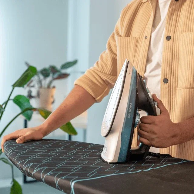 Cecotec IronHero 2600 Force Plancha vapor-seco 2600 W Negro, Azul