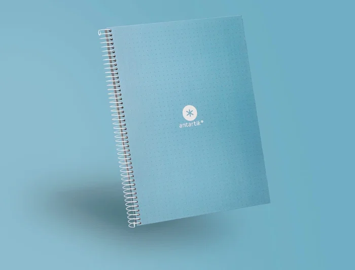 Antartik Cuaderno espiral A4 micro dots tapa forrada 80 hojas 90 gr rayado puntos celeste