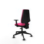 Silla de oficina Elche con mecanismo Asincro tapizada con Similpiel color Rosa. Equipada con Base piramidal negra, Brazos 1D y Ruedas 65 mm parqué