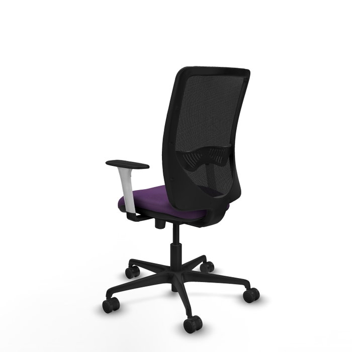 PIQUERAS Y CRESPO Silla de oficina Zulema Morado/Negro con mecanismo Sincro/Traslack PIQUERAS Y CRESPO Silla de oficina Zulema Morado/Negro con mecanismo Sincro/Traslack