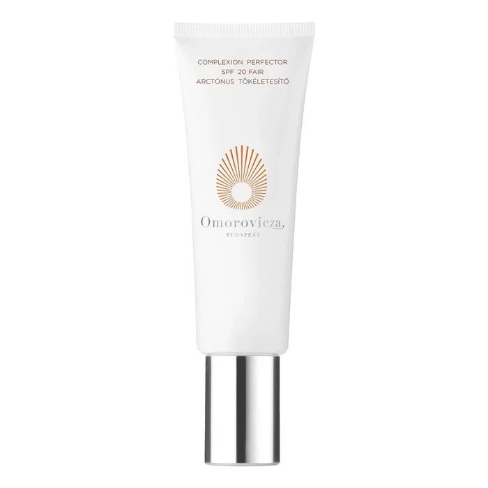 Omorovicza Complexion Perfector BB Cream SPF 20 Dark 50ml Omorovicza Complexion Perfector BB Cream SPF 20 Dark 50ml