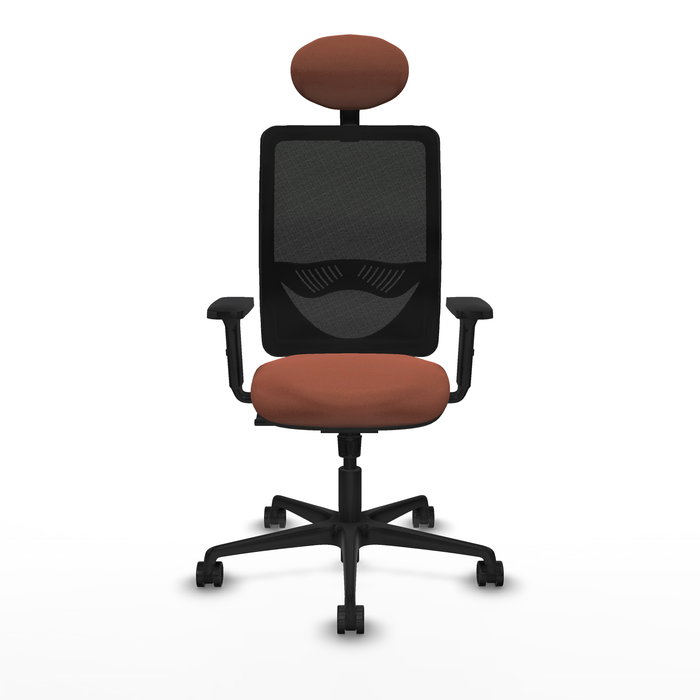 Silla de oficina Zulema con mecanismo Sincro tapizada con Tela color Marrón y malla color Negro. Equipada con lumbar 1D, Brazos 2D, Cabecero Fijo y Ruedas 65mm nailon