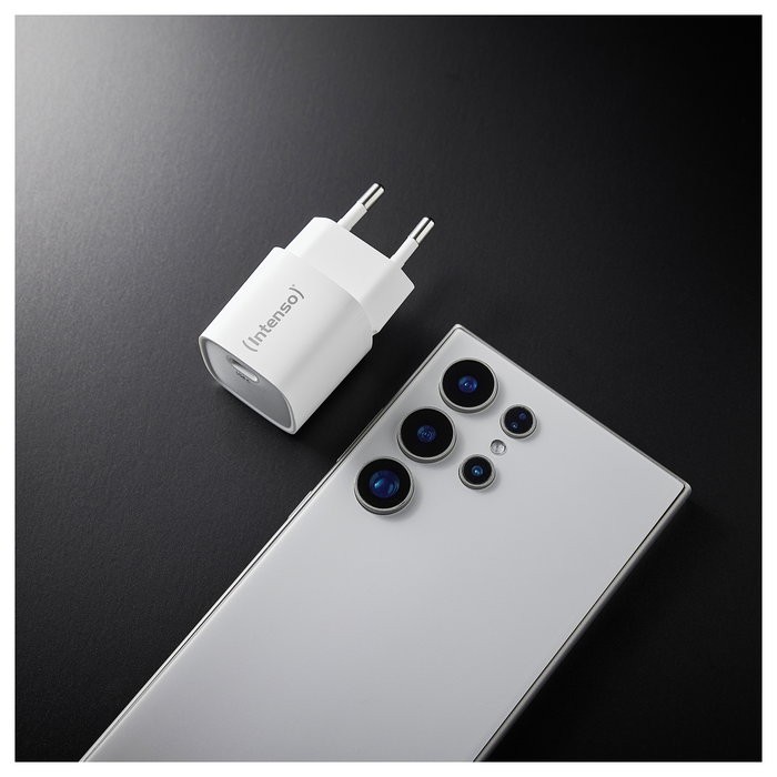 Intenso W30C² GaN Cargador de Pared USB-C 30W Blanco Intenso W30C² GaN Cargador de Pared USB-C 30W Blanco