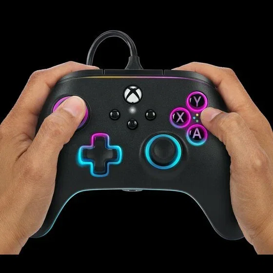 PowerA Advantage Wired Controller Lumectra Negro para Xbox Series X|S