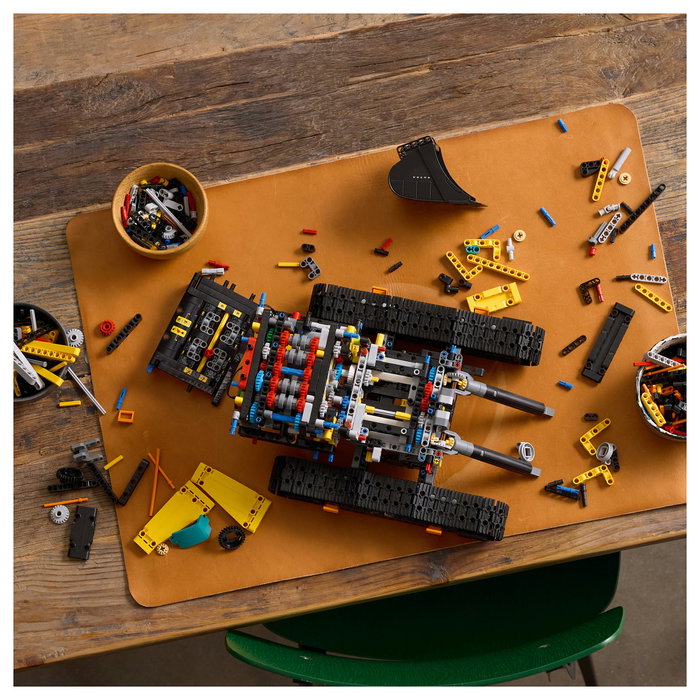 LEGO Technic Volvo EC500 Hybrid Excavator 42215