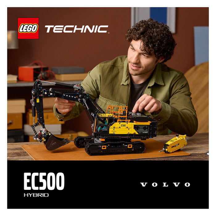 LEGO Technic Volvo EC500 Hybrid Excavator 42215