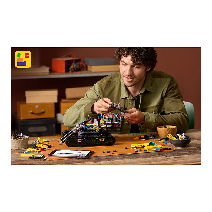 LEGO Technic Volvo EC500 Hybrid Excavator 42215