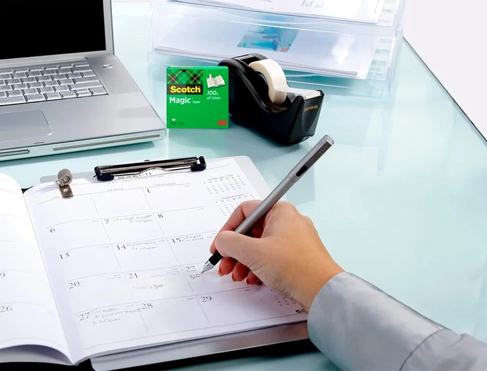 Scotch Cinta Adhesiva Magic Invisible 33 m x 19 mm, No Amarillea, Se Puede Escribir, 33 Metros