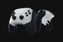 Razer Gamepad Raiju V3 Pro RZ06-05580200-R3G1 Inalámbrico y USB para PC y PlayStation 5 Color Negro Blanco