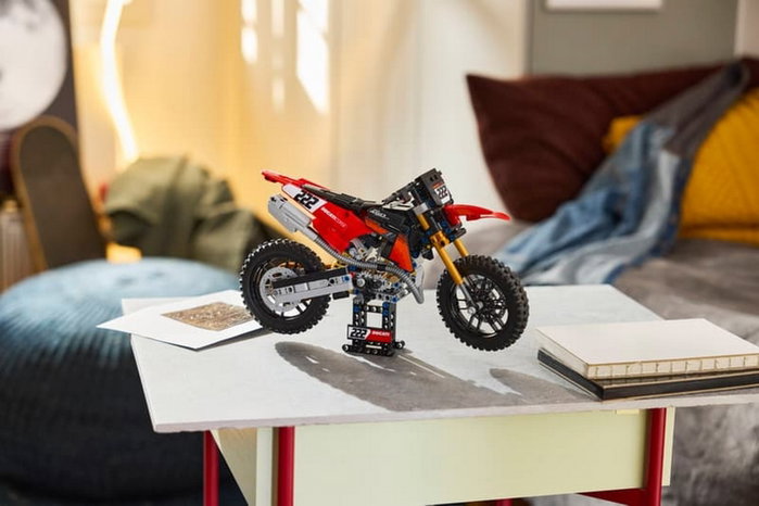 LEGO Technic Ducati Desmo450 MX Factory 42238