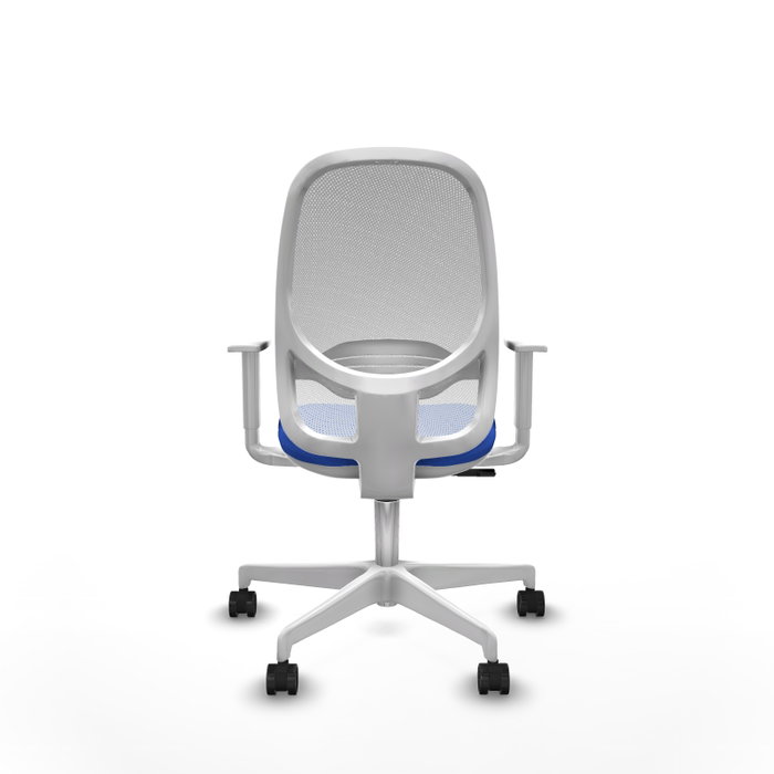 Silla de oficina Cilanco con mecanismo Sincro tapizada con Tela color Azul y malla color Blanco. Equipada con lumbar 1D, Reposabrazos blancos y Ruedas 65mm nailon Silla de oficina Cilanco con mecanismo Sincro tapizada con Tela color Azul y malla color Blanco. Equipada con lumbar 1D, Reposabrazos blancos y Ruedas 65mm nailon