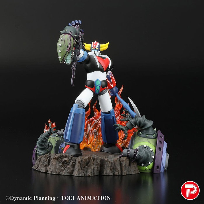 Grendizer Estatua PVC Scene Selection 01 Grendizer a cry of Victory 14 cm