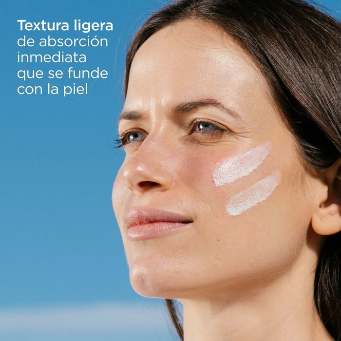 Isdin Foto Ultra 100 Active Unify Fusion Fluido SPF50+ 50 ml Isdin Foto Ultra 100 Active Unify Fusion Fluido SPF50+ 50 ml