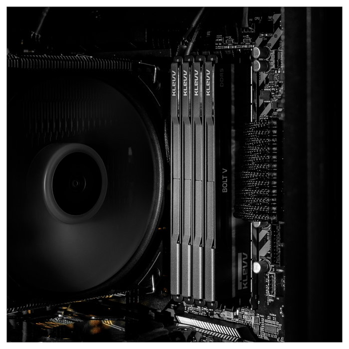 KLEVV BOLT V 32GB (16GBx2) 6000 CL28 EXPO memuria RAM KLEVV BOLT V 32GB (16GBx2) 6000 CL28 EXPO memuria RAM