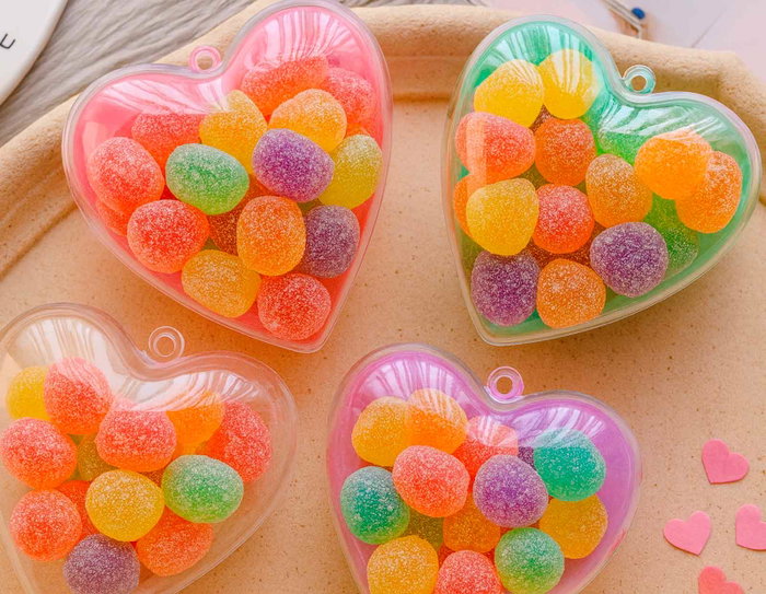 Innspiro Pack de 12 corazones de plástico transparente de 6.5 cm