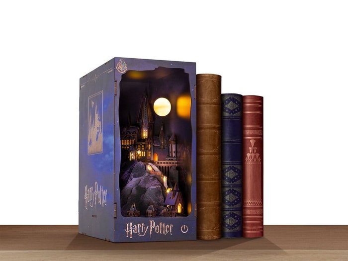 Harry Potter Tiny Adventures Book Nook Mini Diorama Hogwarts Castle 18 cm Harry Potter Tiny Adventures Book Nook Mini Diorama Hogwarts Castle 18 cm