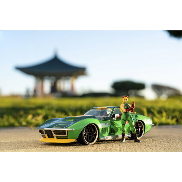 Jada Street Fighter Cammy y Chevrolet 1969 Corvette Stingray ZL1 1:24