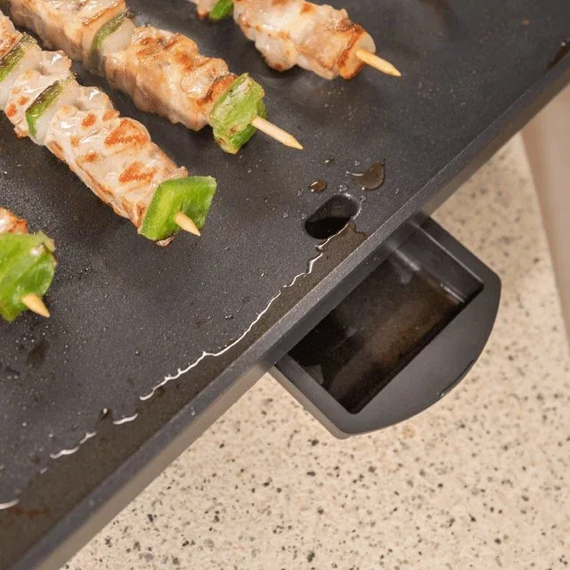 Cecotec Magnet 1800 Plancha de Asar Independiente 1800 W Negro, Plata