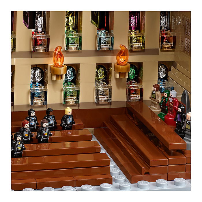 LEGO Harry Potter Hogwarts Castle 6020 Piezas - Set de Construcción para Adultos y Niños 16+ Años, 4 Figuras