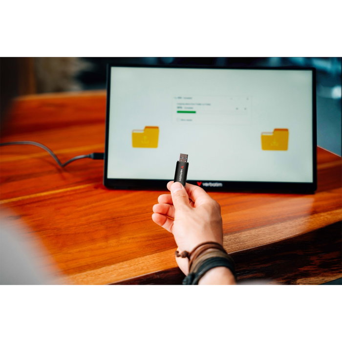Verbatim V200 Metal USB 3.2 128GB Black