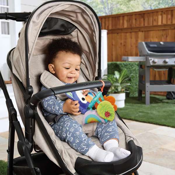 VTech Tucán Musical de Felpa Hora de Pasear con Luces, Canciones, Melodías, Sonidos y Frases Divertidas para Bebés 3-36 Meses VTech Tucán Musical de Felpa Hora de Pasear con Luces, Canciones, Melodías, Sonidos y Frases Divertidas para Bebés 3-36 Meses