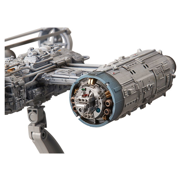 Revell Star Wars Bandai Y-Wing Starfighter Revell Star Wars Bandai Y-Wing Starfighter