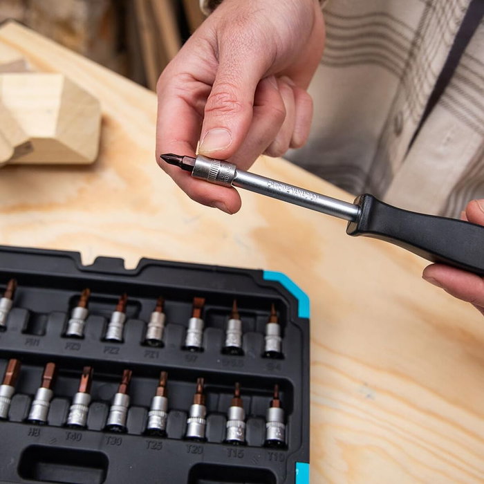 Caja de Herramientas Cecotec KRK 2200 Acero Acero al cromo vanadio 46 Piezas Caja de Herramientas Cecotec KRK 2200 Acero Acero al cromo vanadio 46 Piezas