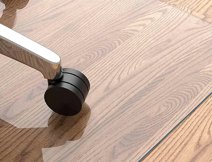 Q-connect Alfombrilla Protectora de Suelo PVC para Sillas de Oficina, Transparente, 1150x1340 mm, Grosor 2 mm
