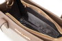Vince Camuto Cortona Bolso tote de piel de polivinilo en crema y visón, Elegante y sofisticado accesorio de moda para mujer