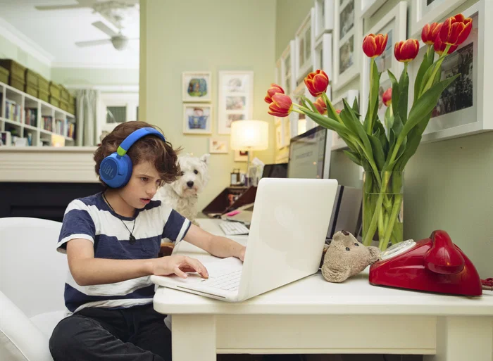 JBL JR460NC Auriculares Inalámbricos Diadema con Cancelación Activa de Ruido (ANC) Bluetooth 5.0 USB-C para Niños - Azul