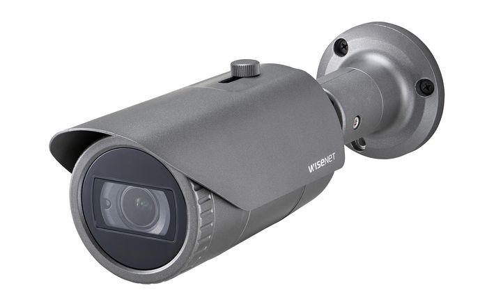 Hanwha Cámara Bullet AHD 2MP Wisenet IR30 WDR IK10 IP66 Lente Varifocal 3.2-10mm Antivandálica 120dB