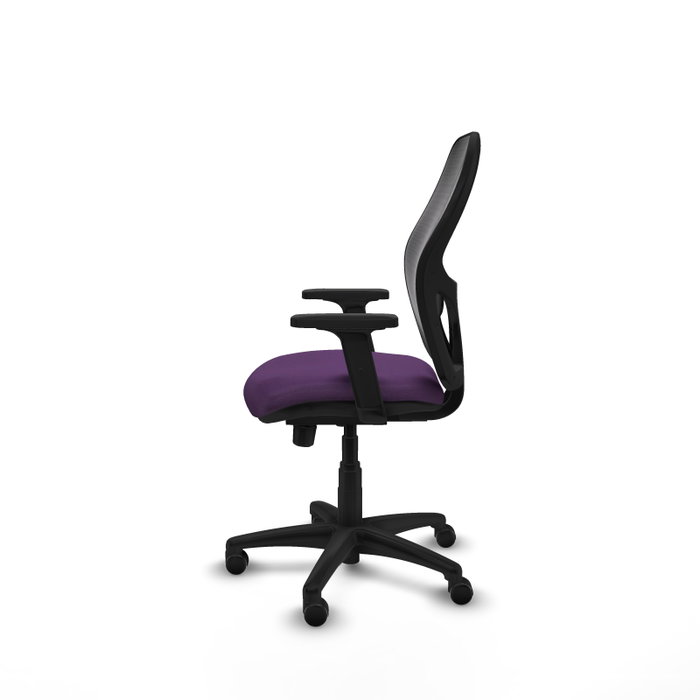 PIQUERAS Y CRESPO Silla de oficina Alocén con mecanismo traslack, malla negra y acabado Bali morado