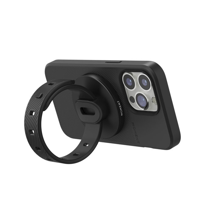 Moment Strap Anywhere Mount for MagSafe Black